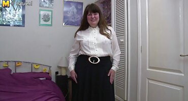 sex việt nam mới nhất 2024 Carmela ly hợp quan hệ tình dục với nhân viên mát-xa có vòi phimsexsub nước lên đến đầu gối của cô.