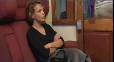 sex gái xinh vú hồng Ghostbuster hút vòi nước của một người phim sex hàn quốc vietsub đàn ông.